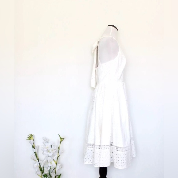 Eliza J Eyelet Bow Back Fit and Flare Dress Sleeveless Pockets White SZ 6 - Picture 8 of 14